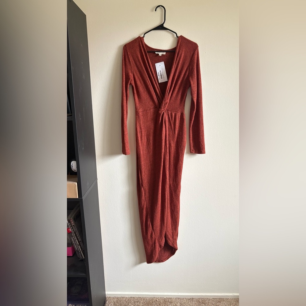 NanaMacs Making My Choice Twist Knot Long Sleeve Midi Dress (Rust) Small